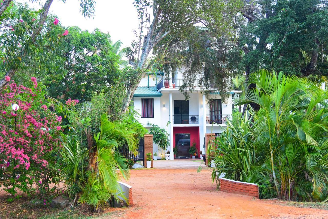 Hotel Moonstone Anuradhapura Luaran gambar