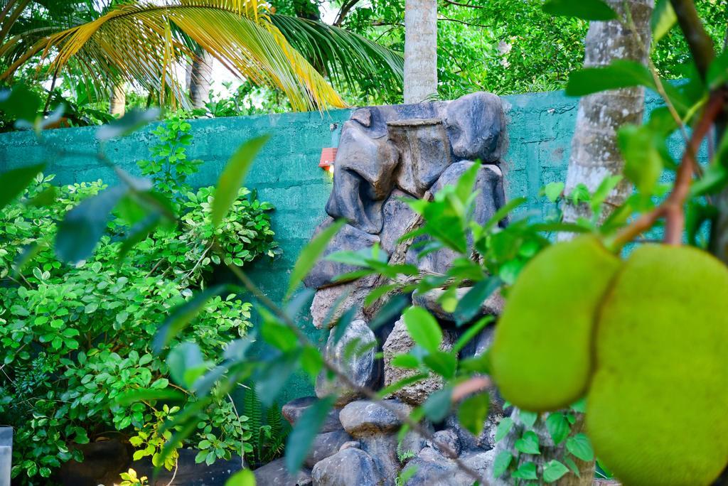 Hotel Moonstone Anuradhapura Luaran gambar