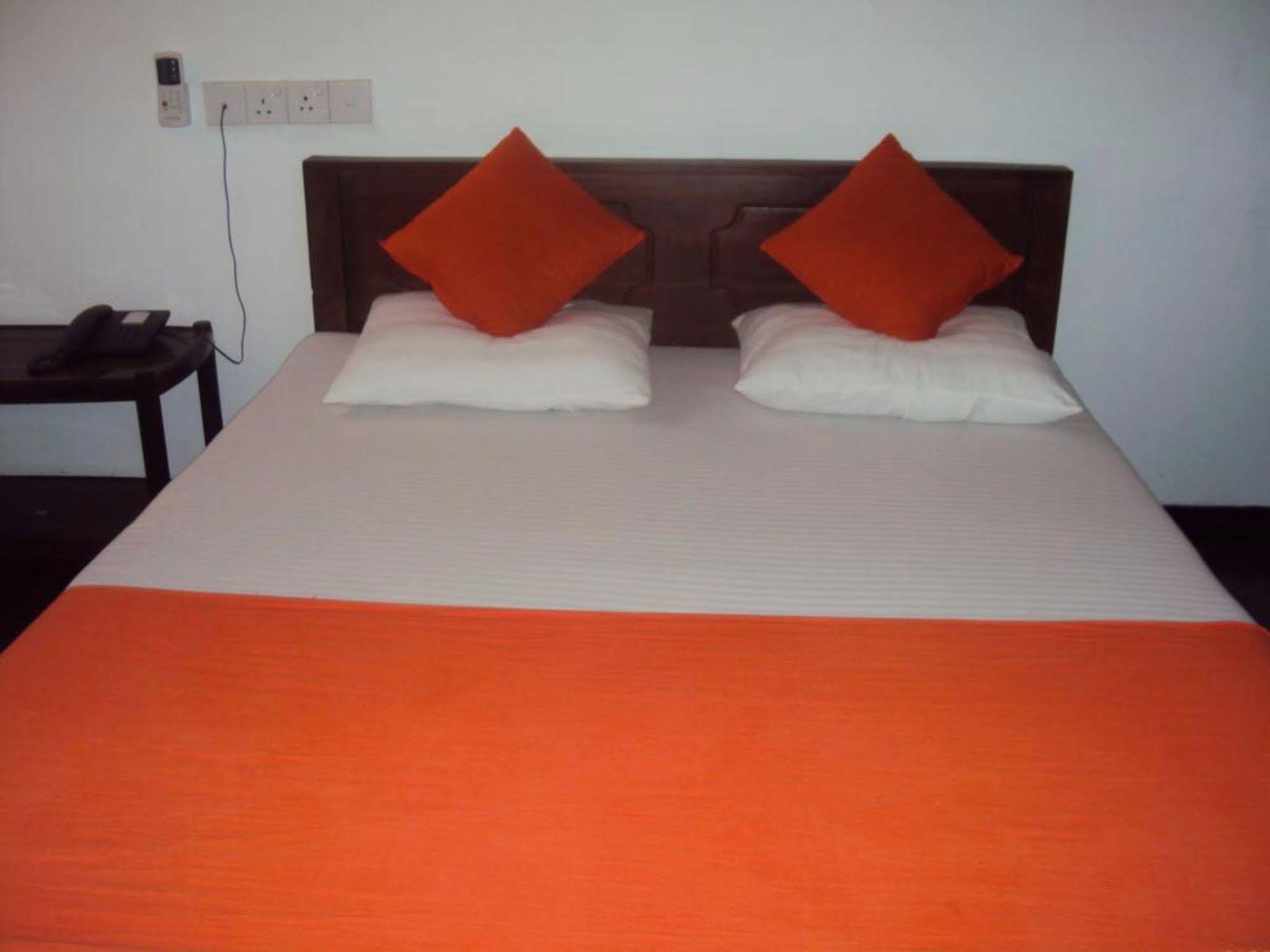 Hotel Moonstone Anuradhapura Luaran gambar