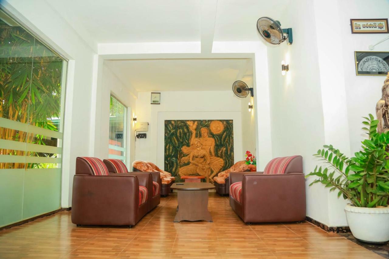Hotel Moonstone Anuradhapura Luaran gambar